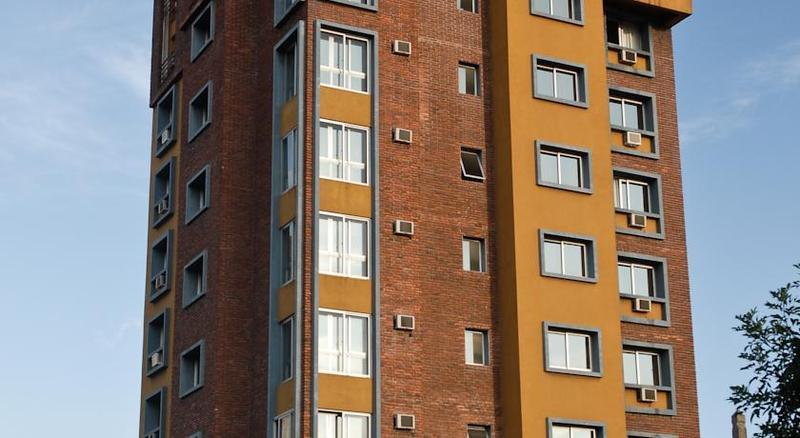 Hotel Tres Cruces Montevideo Buitenkant foto