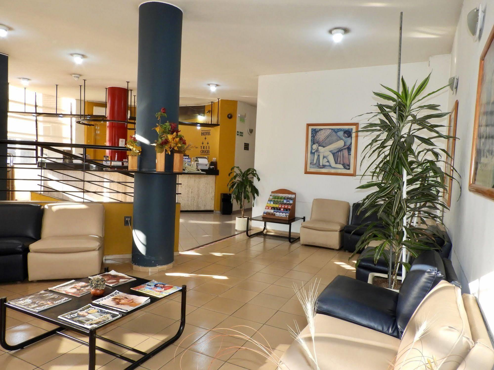 Hotel Tres Cruces Montevideo Buitenkant foto