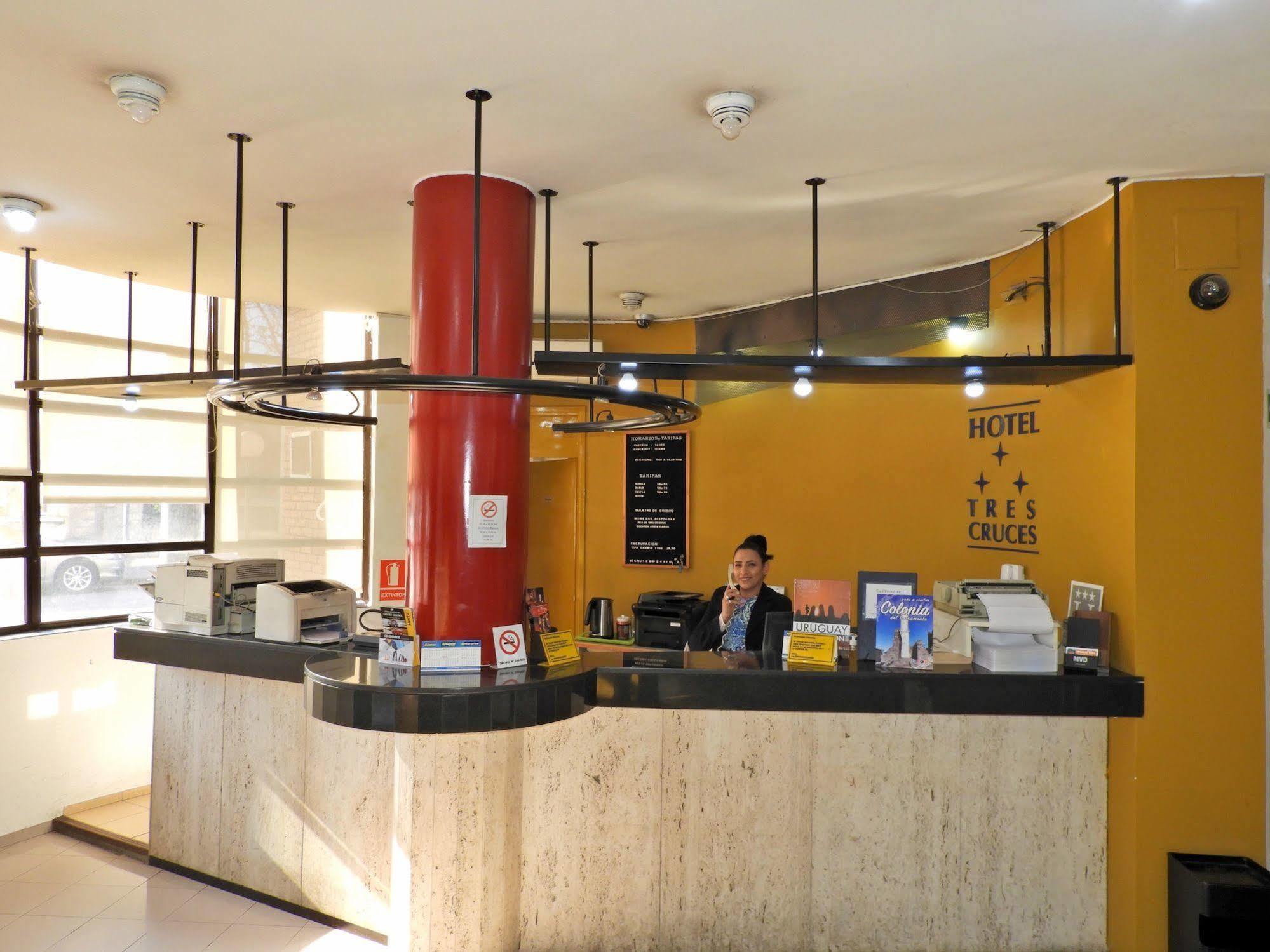 Hotel Tres Cruces Montevideo Buitenkant foto