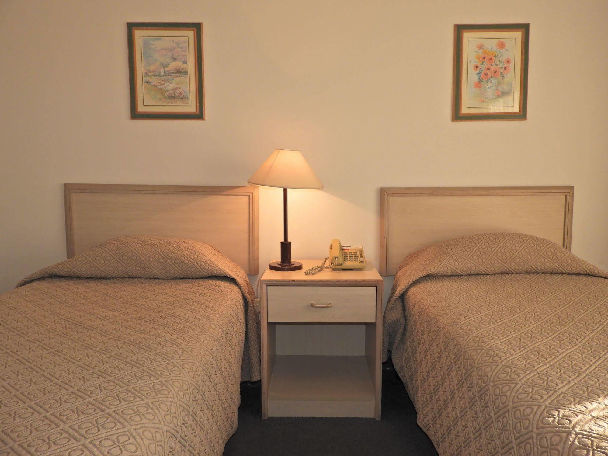 Hotel Tres Cruces Montevideo Buitenkant foto